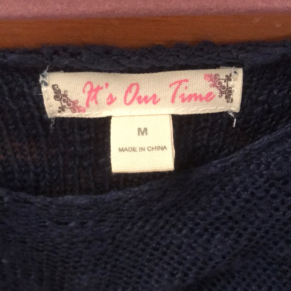 Sweater - Picture 2 of 3